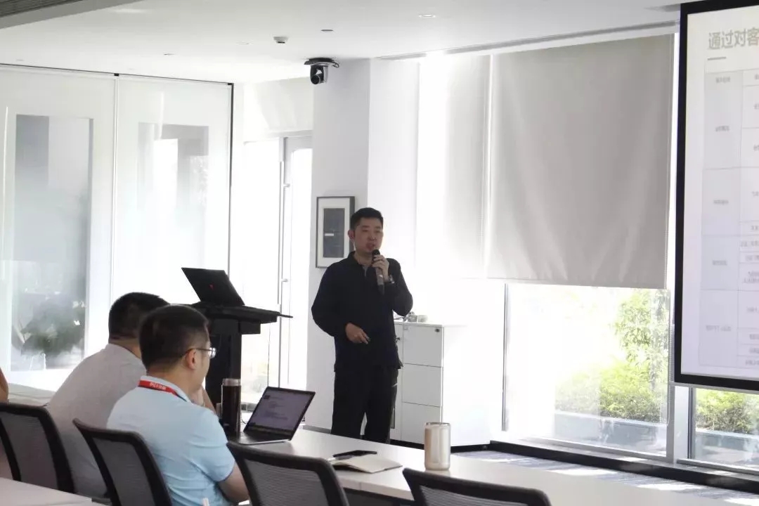 1571059967930218.jpg 640.webp (7).jpg